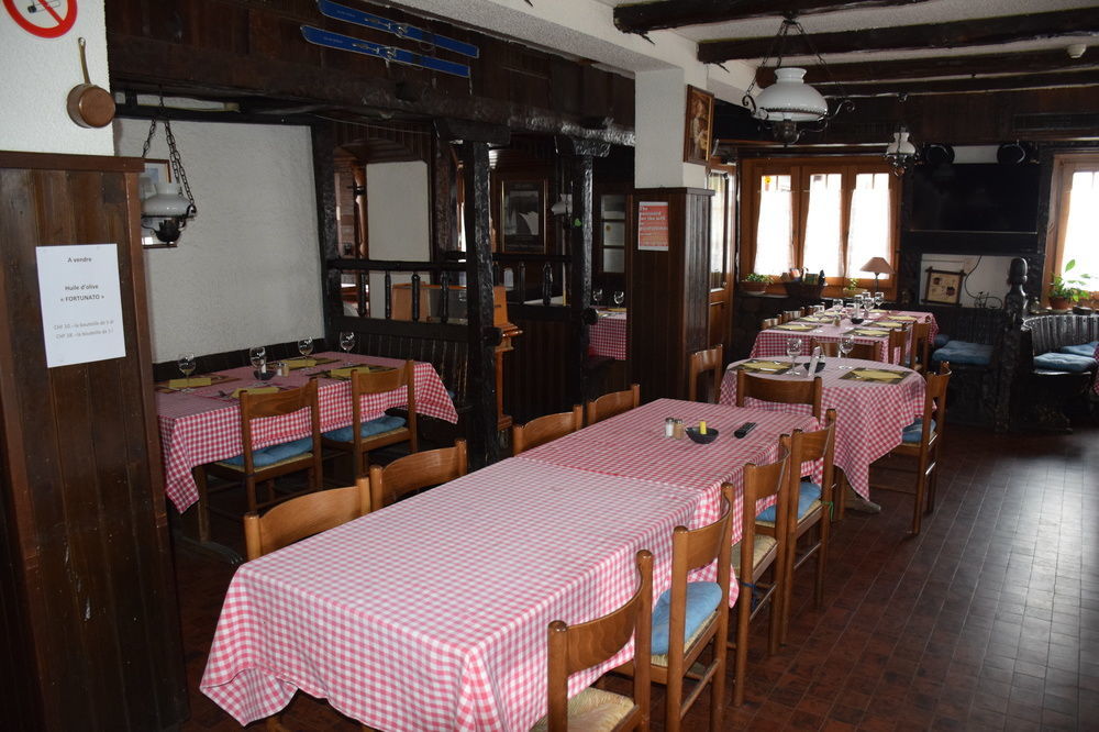 Hotel De La Poste La Tzoumaz Ngoại thất bức ảnh