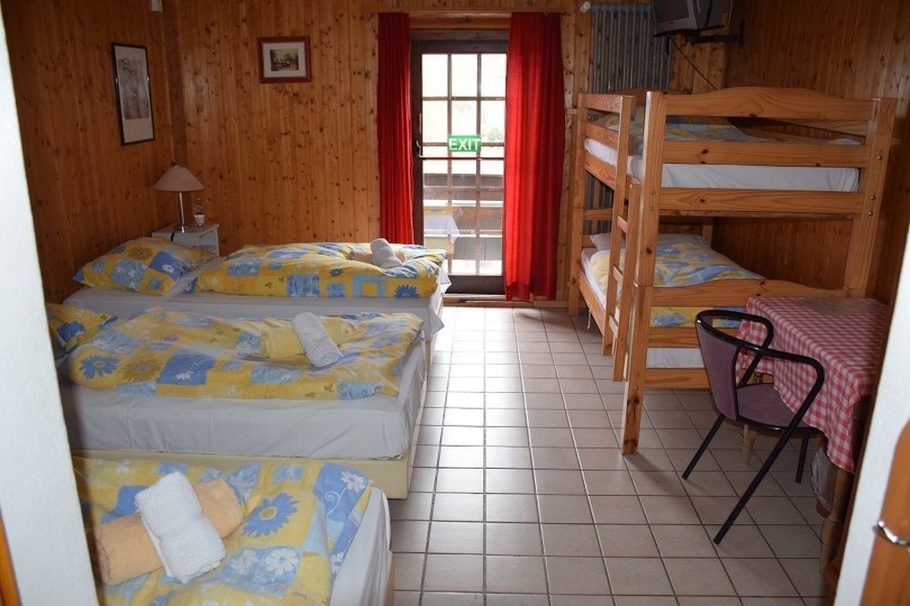 Hotel De La Poste La Tzoumaz Ngoại thất bức ảnh